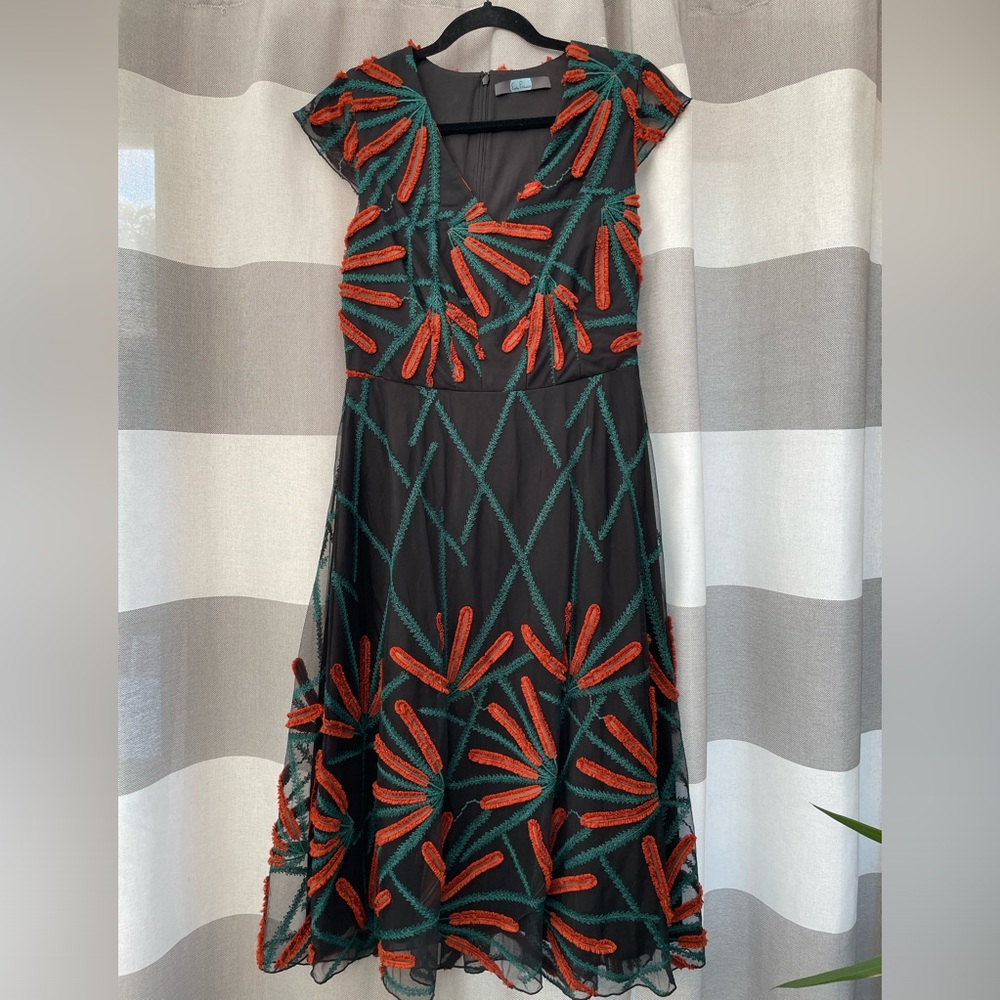 Dress, Eva Franco, Size Medium, Beautiful detailing